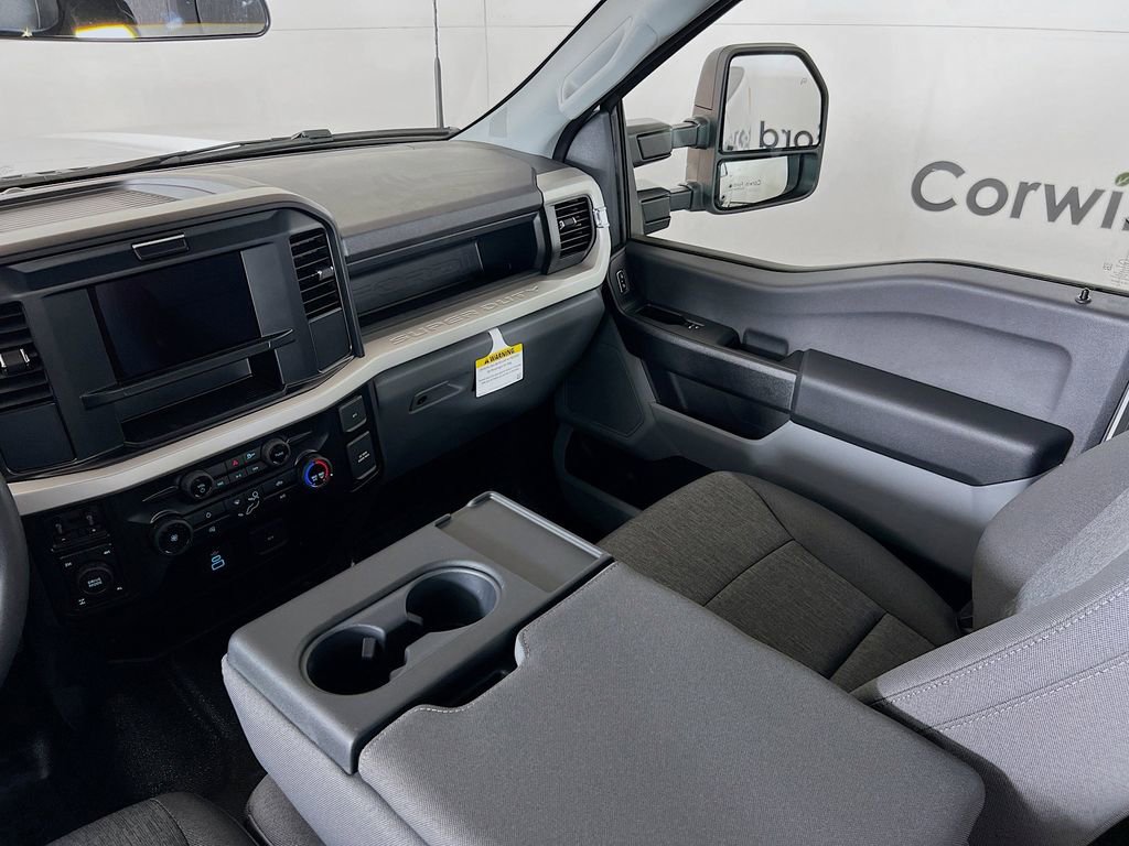 New 2026 Ford F250 XL w/ XL Chrome Package image 24