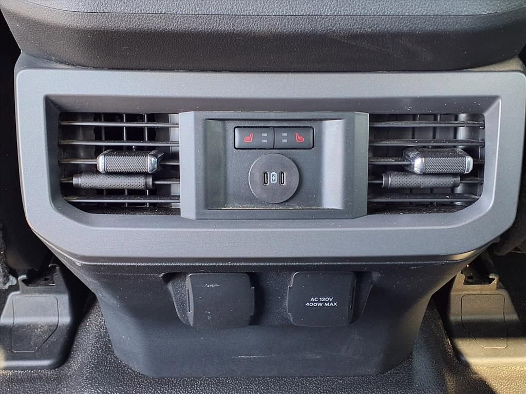 Used 2024 Ford F450 Lariat w/ Chrome Package image 17