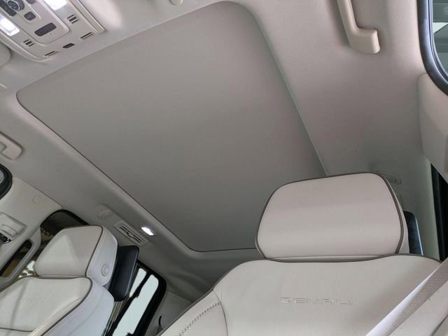 Used 2024 GMC Yukon XL Denali w/ Denali Reserve Package image 23