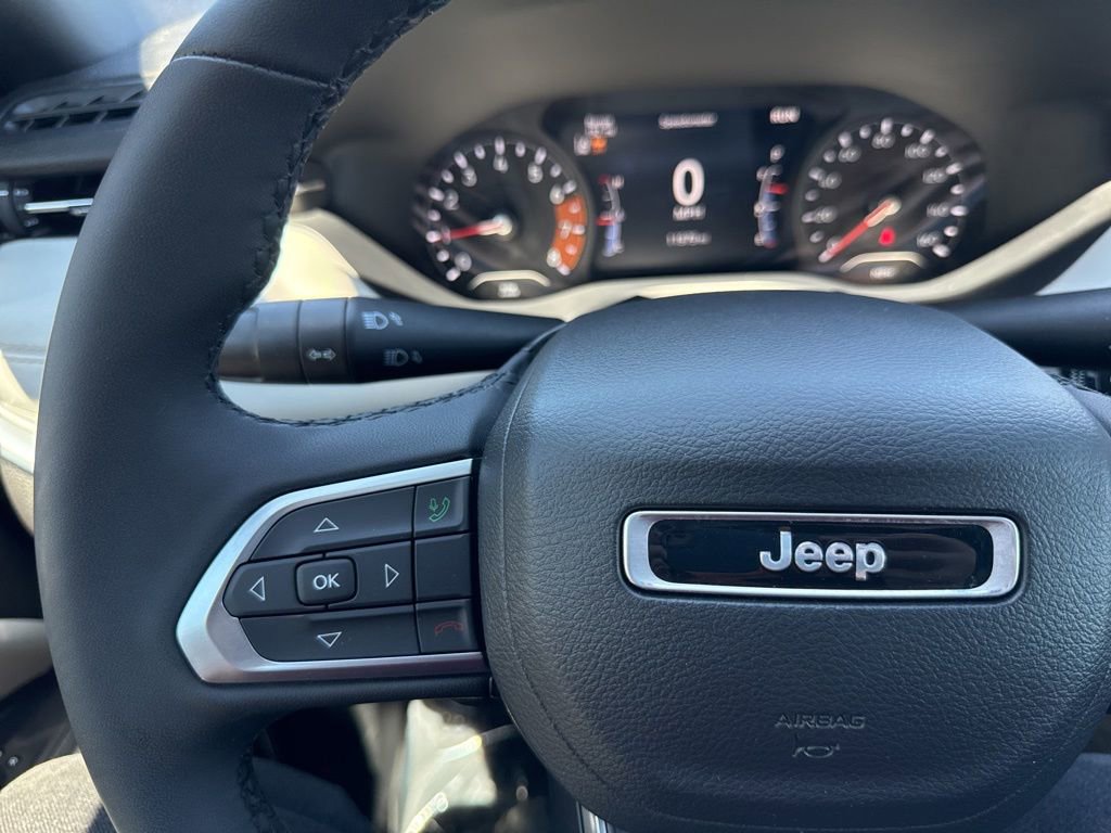 Used 2023 Jeep Compass Limited w/ Sun and Sound Group AWD/4WD image 25