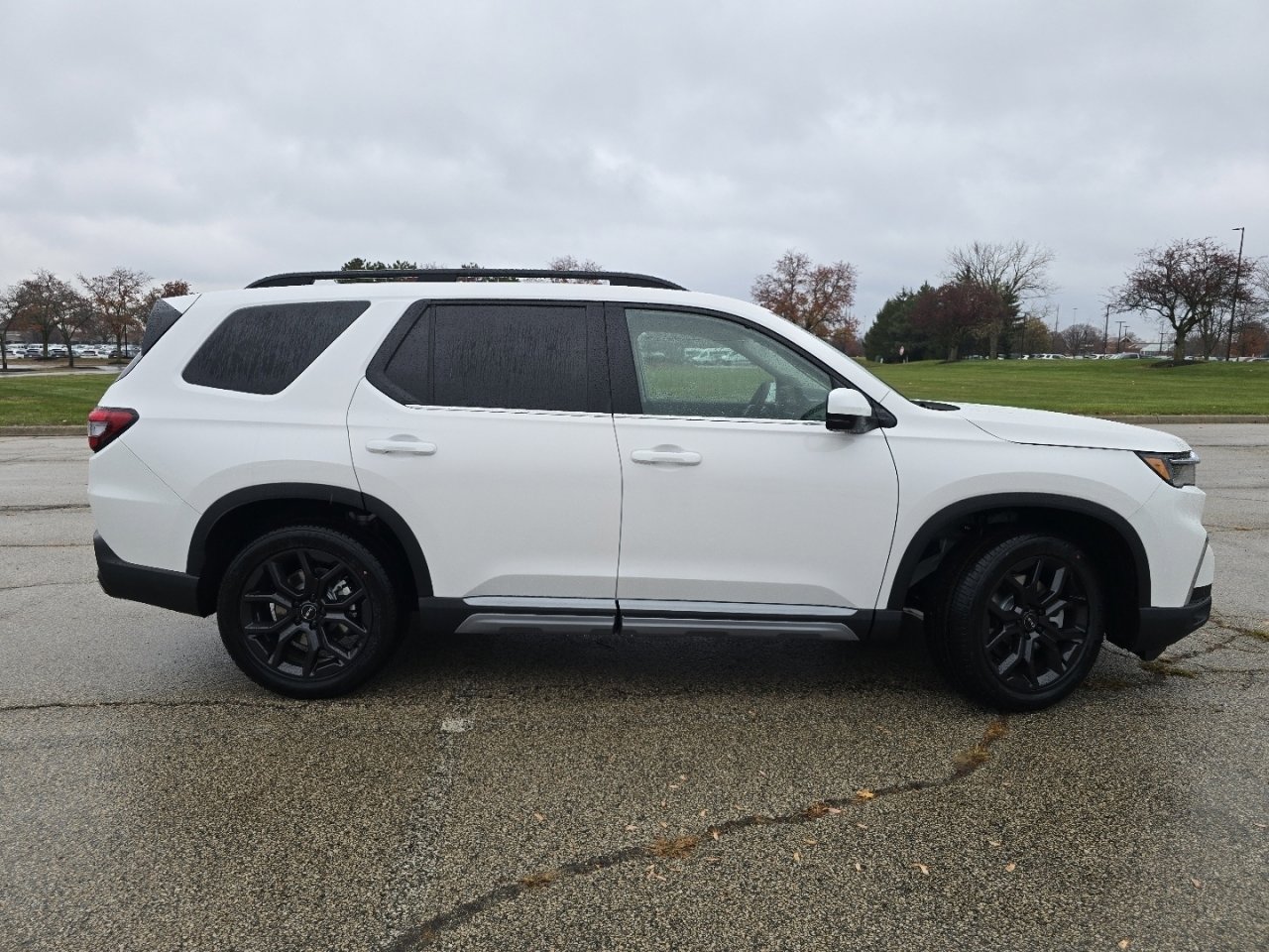 New 2025 Honda Pilot Touring image 21