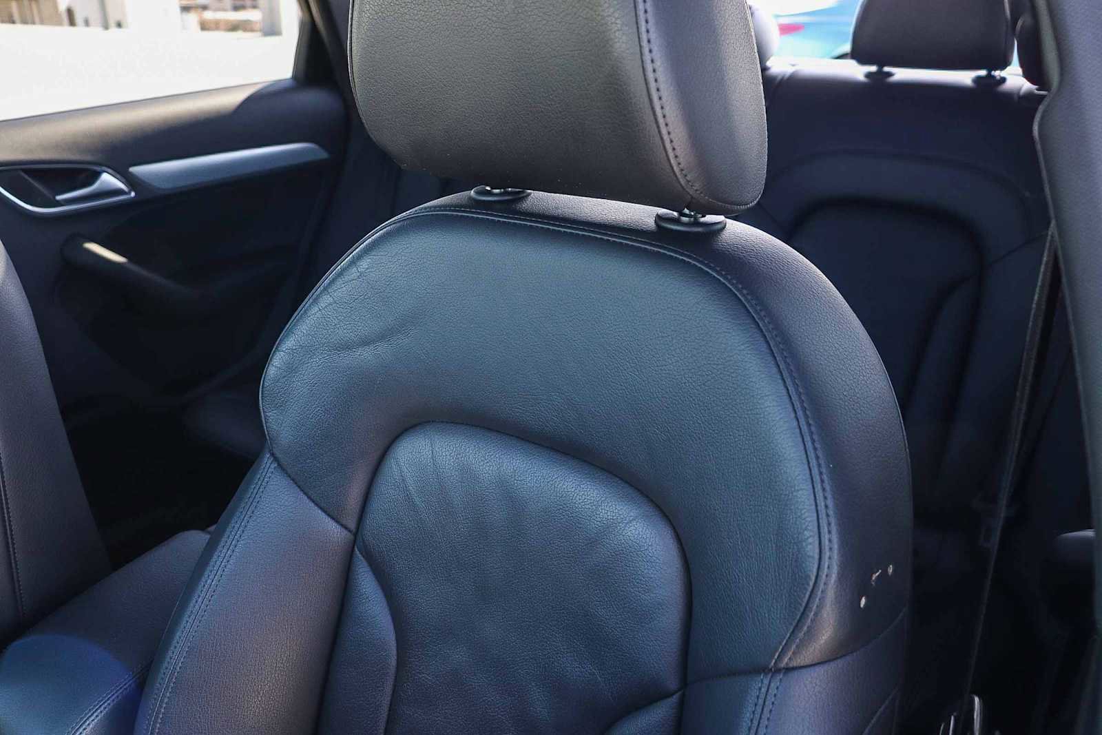 Used 2018 Audi Q3 2.0T Premium Plus w/ Premium Plus Package image 39