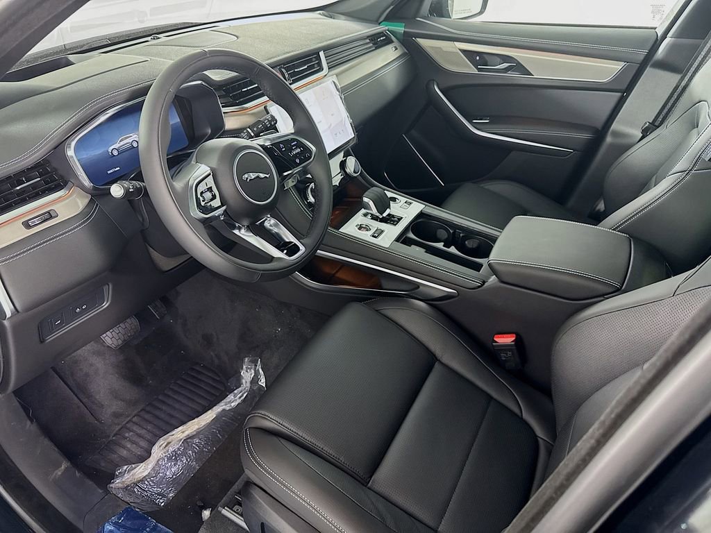 New 2026 Jaguar F-PACE R-Dynamic S image 9