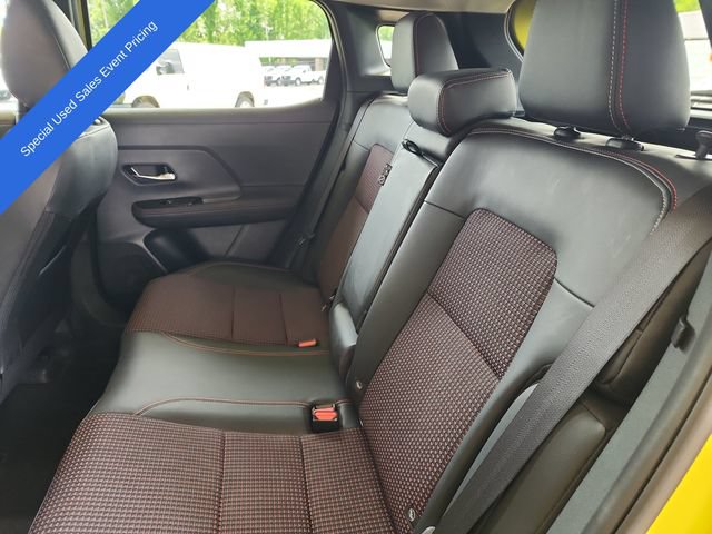 Used 2025 Nissan Kicks SR AWD/4WD image 19