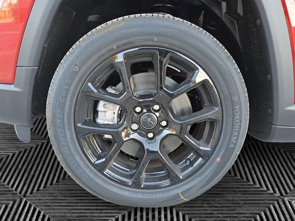 New 2026 Jeep Compass Latitude image 14