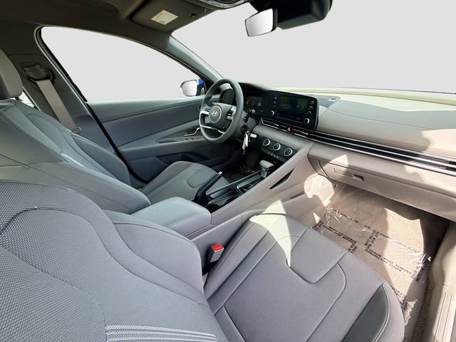 Certified 2026 Hyundai Elantra SE FWD image 26