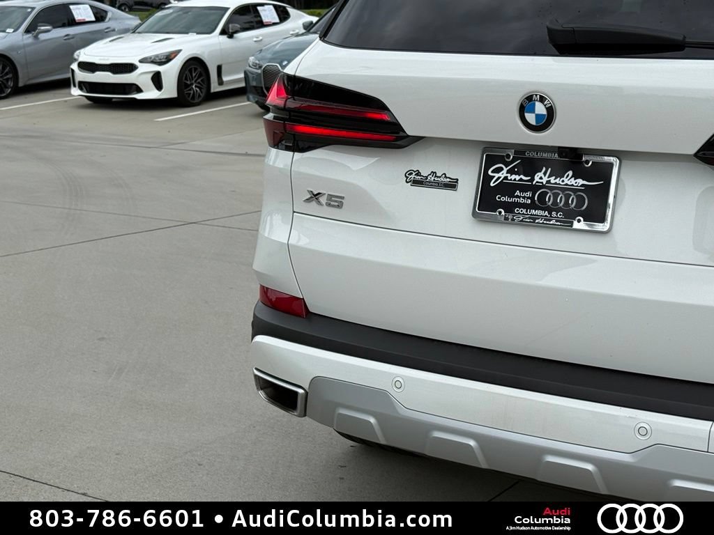 Used 2024 BMW X5 xDrive40i w/ Premium Package AWD/4WD image 14