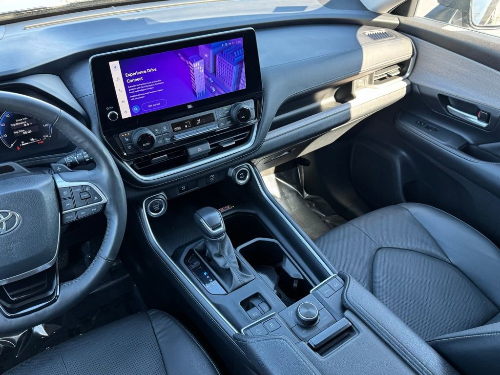 Used 2024 Toyota Grand Highlander Platinum image 23