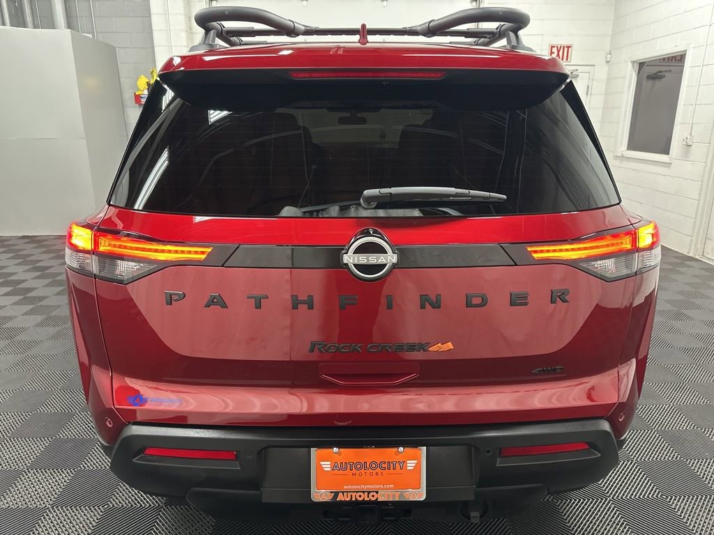 Used 2025 Nissan Pathfinder Rock Creek image 8