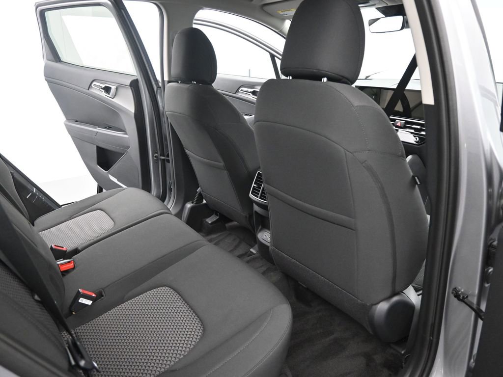 New 2026 Kia Sportage LX image 19