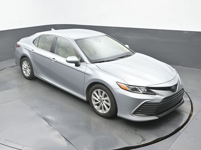 Used 2023 Toyota Camry LE FWD image 13