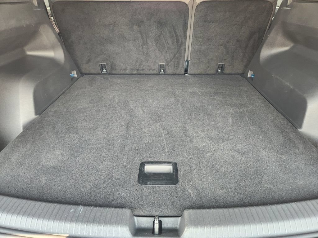 Used 2026 Volkswagen Atlas Cross Sport SE FWD image 32