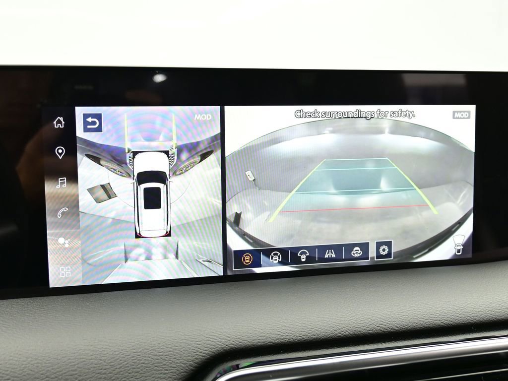 New 2025 Nissan Armada SL image 8