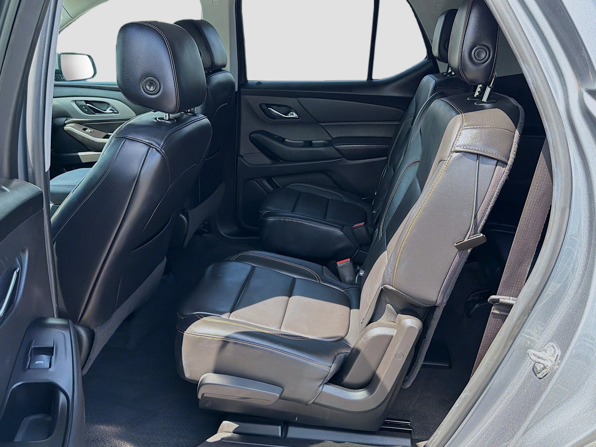 Used 2018 Chevrolet Traverse LT FWD image 24