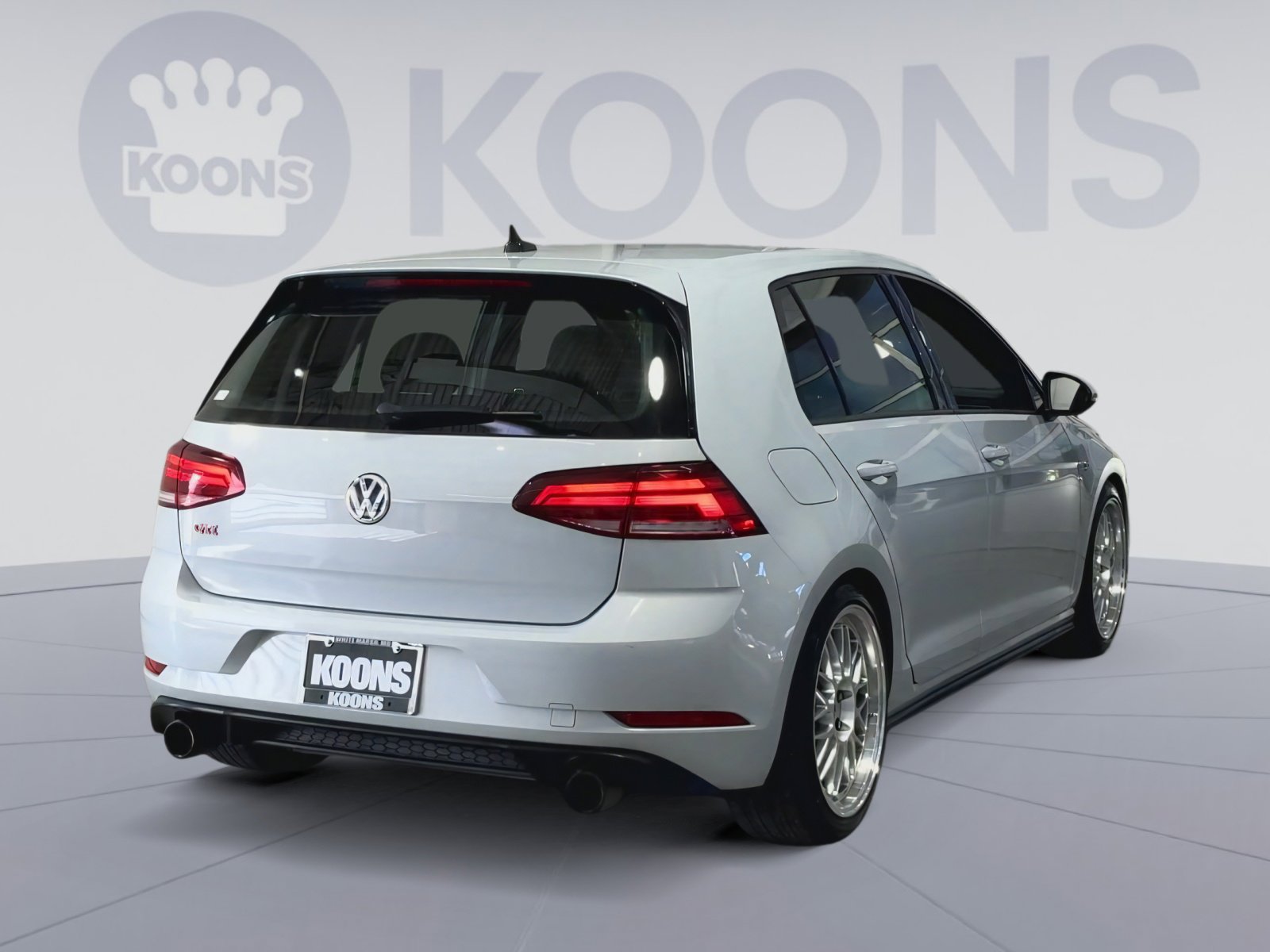 Used 2018 Volkswagen GTI S image 11