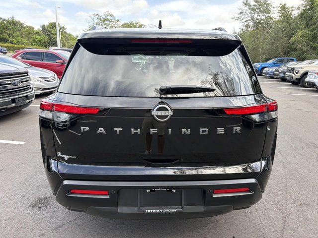Used 2026 Nissan Pathfinder SV FWD image 3