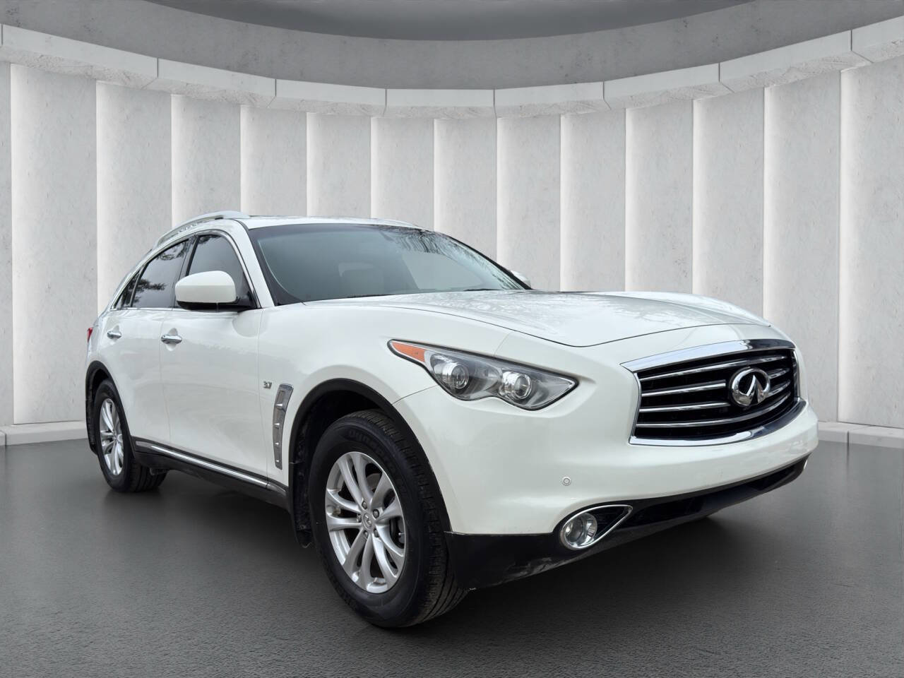 Used 2016 INFINITI QX70 AWD w/ Premium Package image 7