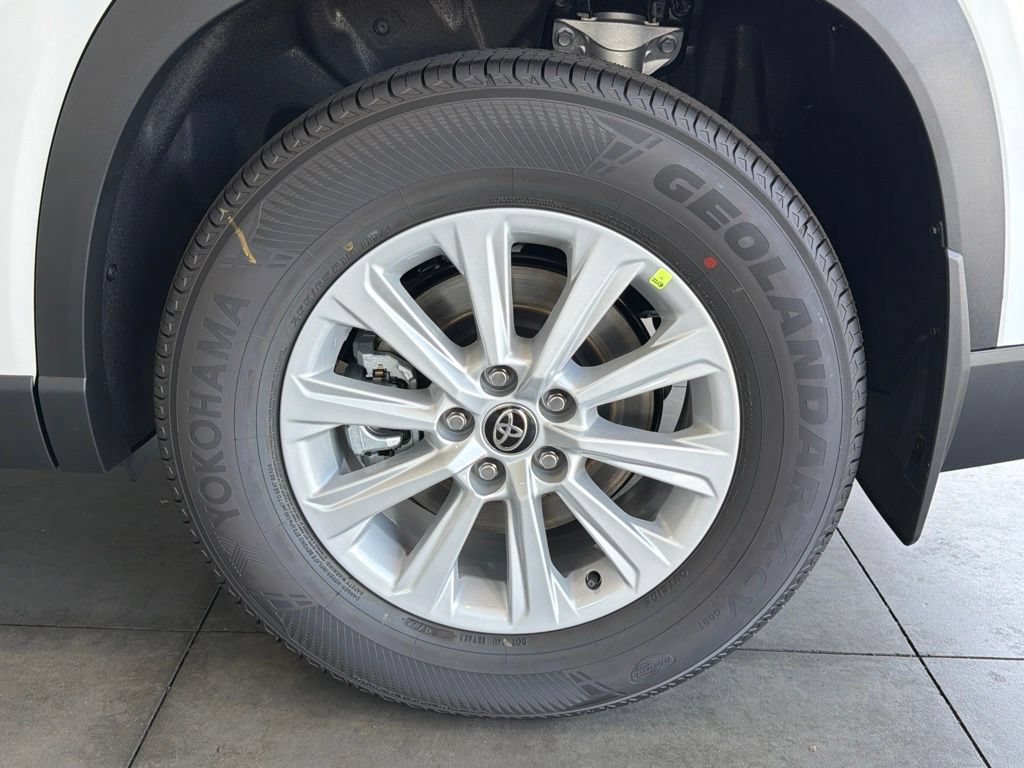 New 2026 Toyota Grand Highlander XLE FWD image 14