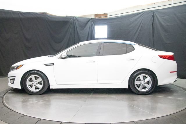 Used 2015 Kia Optima LX image 9
