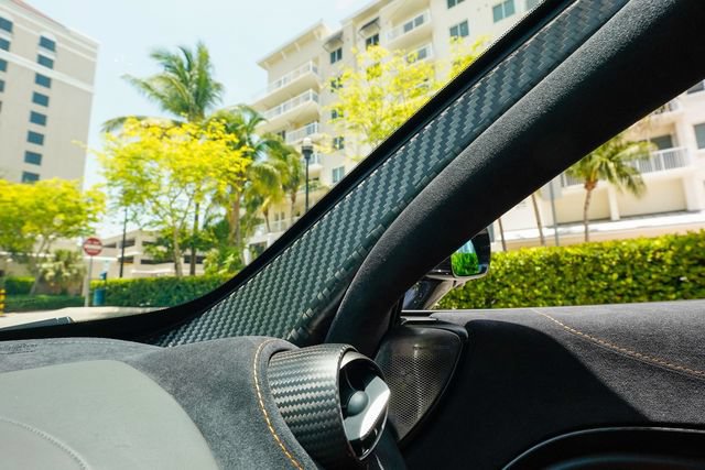 Used 2018 McLaren 720S Performance RWD image 82