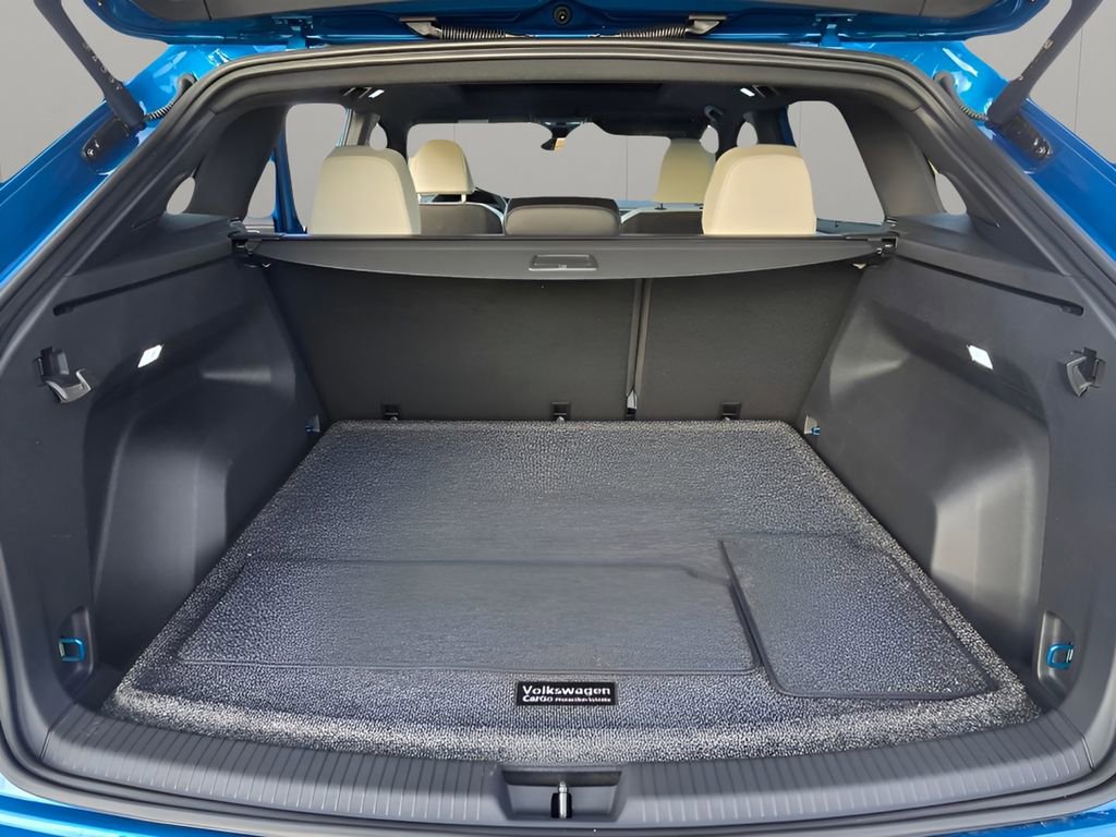 Used 2025 Volkswagen Atlas Cross Sport SEL Premium R-Line image 30