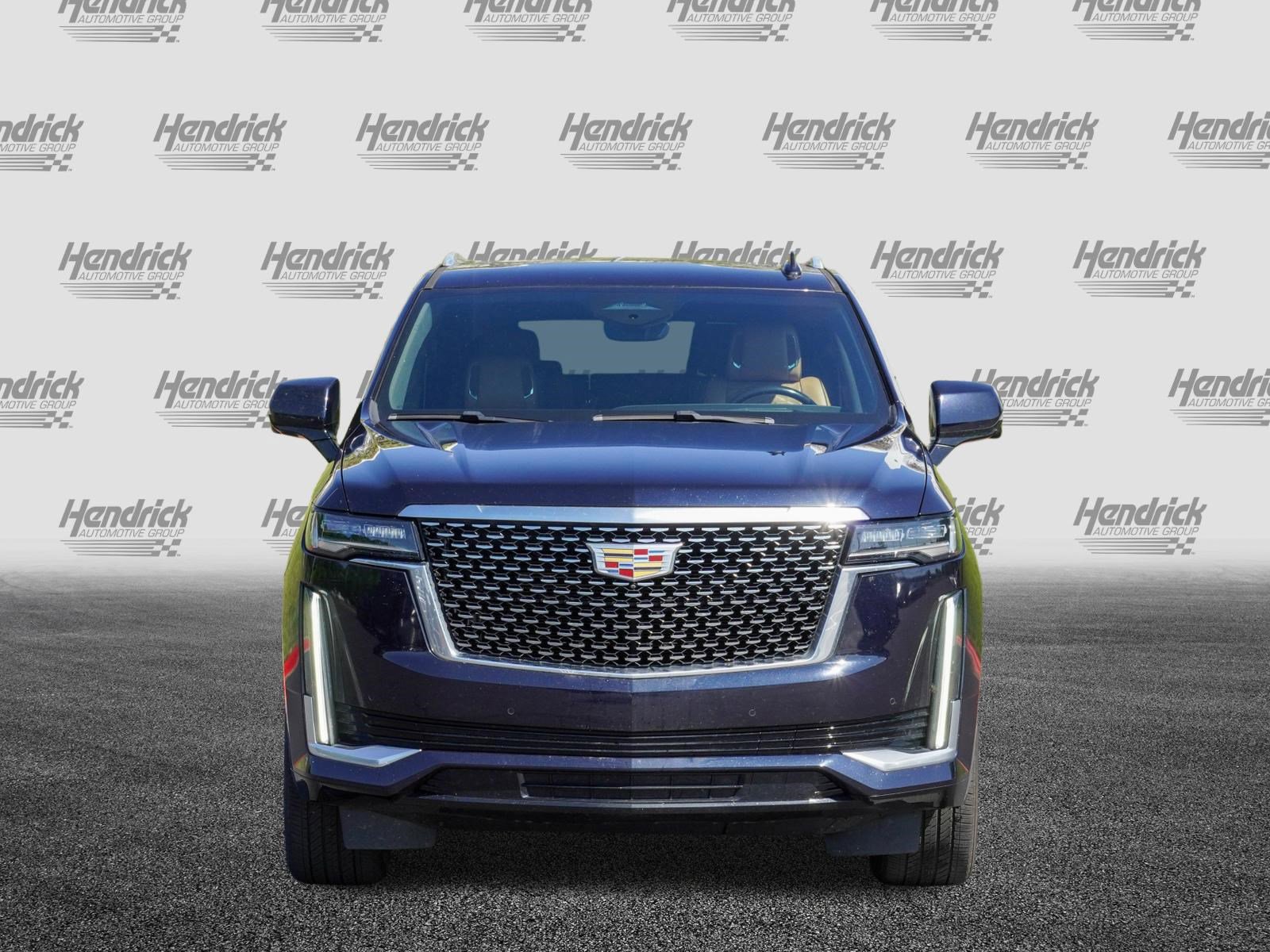 Used 2021 Cadillac Escalade Premium Luxury w/ LPO, Radiant Package AWD/4WD image 3