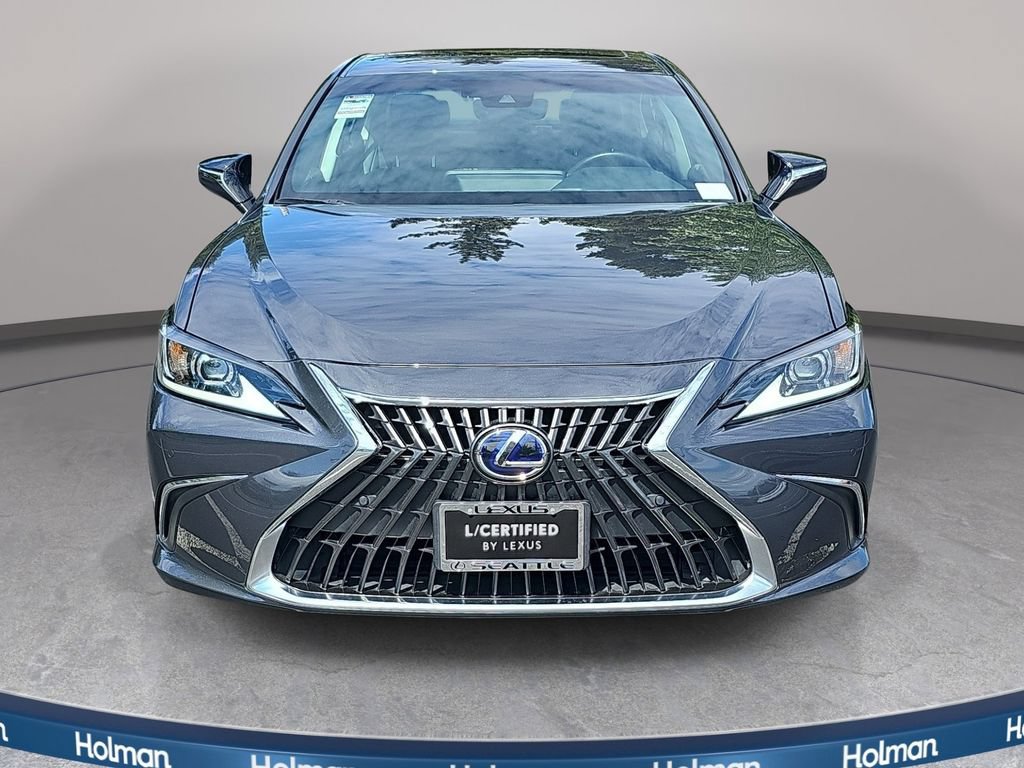 Certified 2022 Lexus ES 300h w/ Premium Package FWD image 2