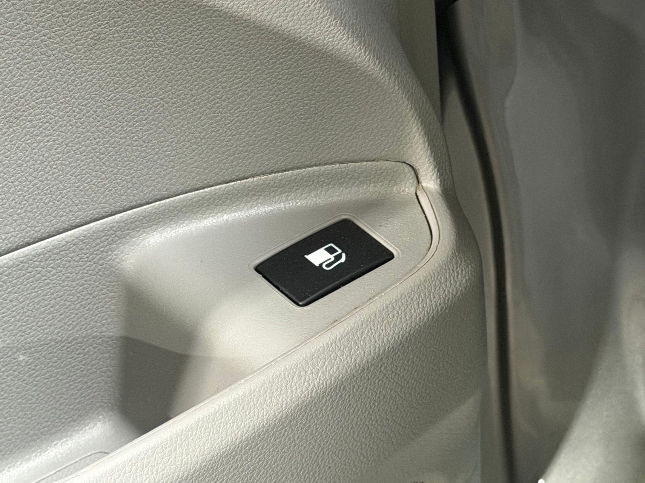 Used 2020 Honda Pilot LX image 16