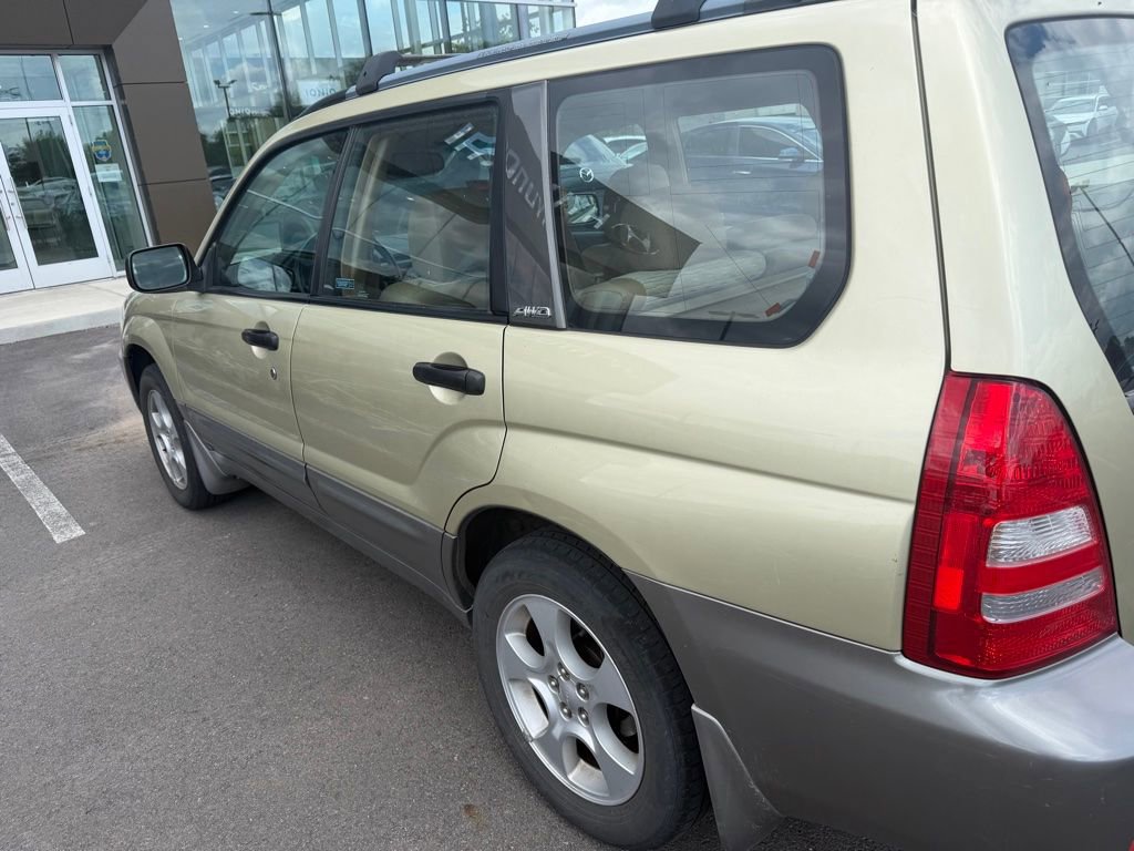 Used 2003 Subaru Forester 2.5XS AWD/4WD image 5