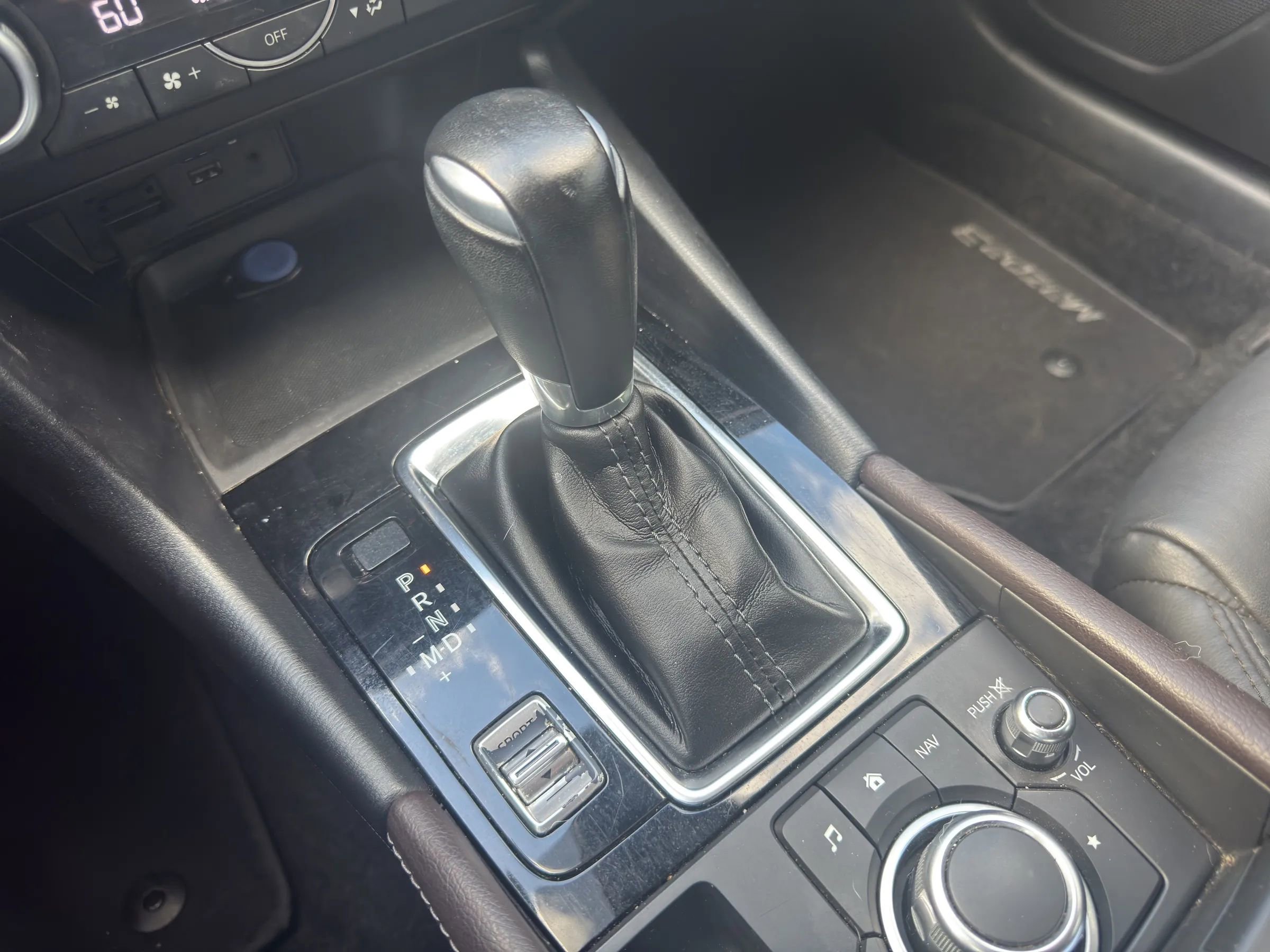 Used 2017 MAZDA MAZDA3 Grand Touring w/ Premium Equipment Package image 32