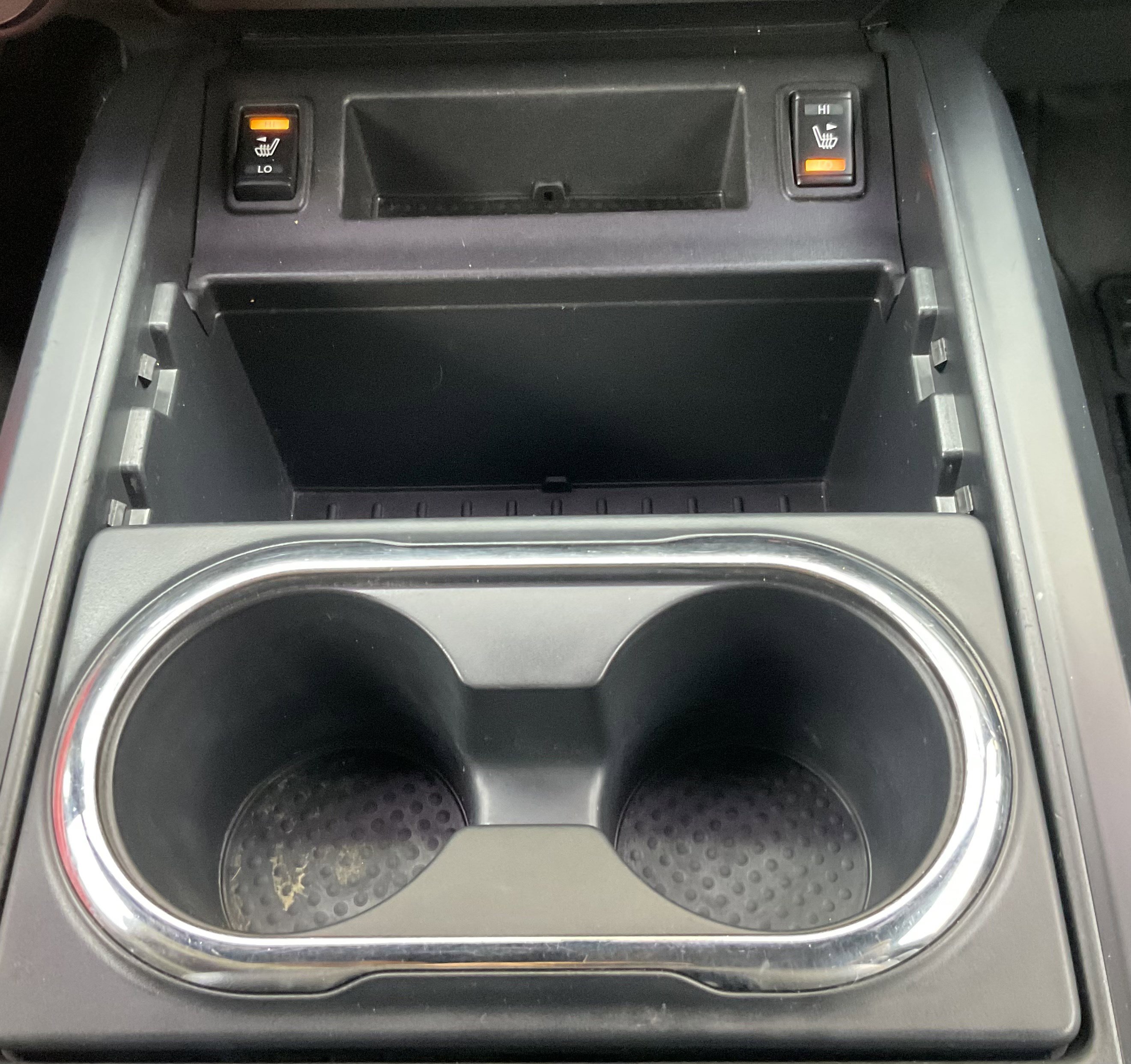 Used 2019 Nissan Titan SL w/ Midnight Edition image 21