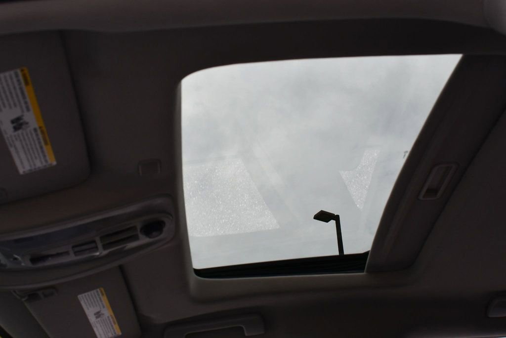 Used 2017 GMC Terrain SLT w/ Open Road Package image 60