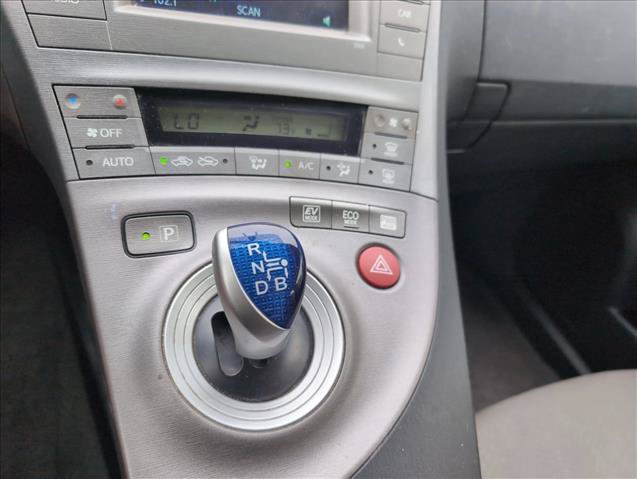 Used 2015 Toyota Prius Two FWD image 15