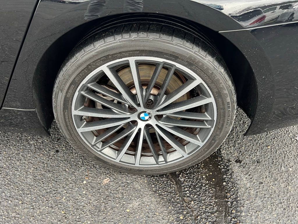 Used 2023 BMW 540i xDrive w/ Convenience Package image 35