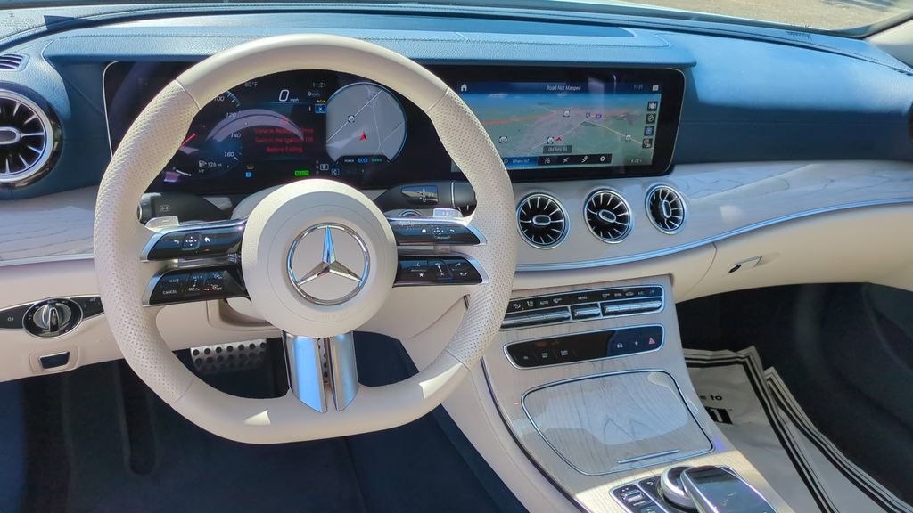 Used 2023 Mercedes-Benz E 450 Cabriolet image 15