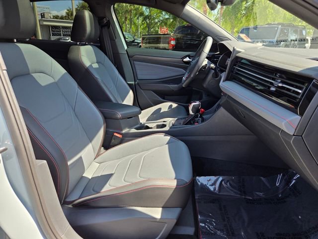 Used 2025 Volkswagen Jetta GLI Autobahn image 15
