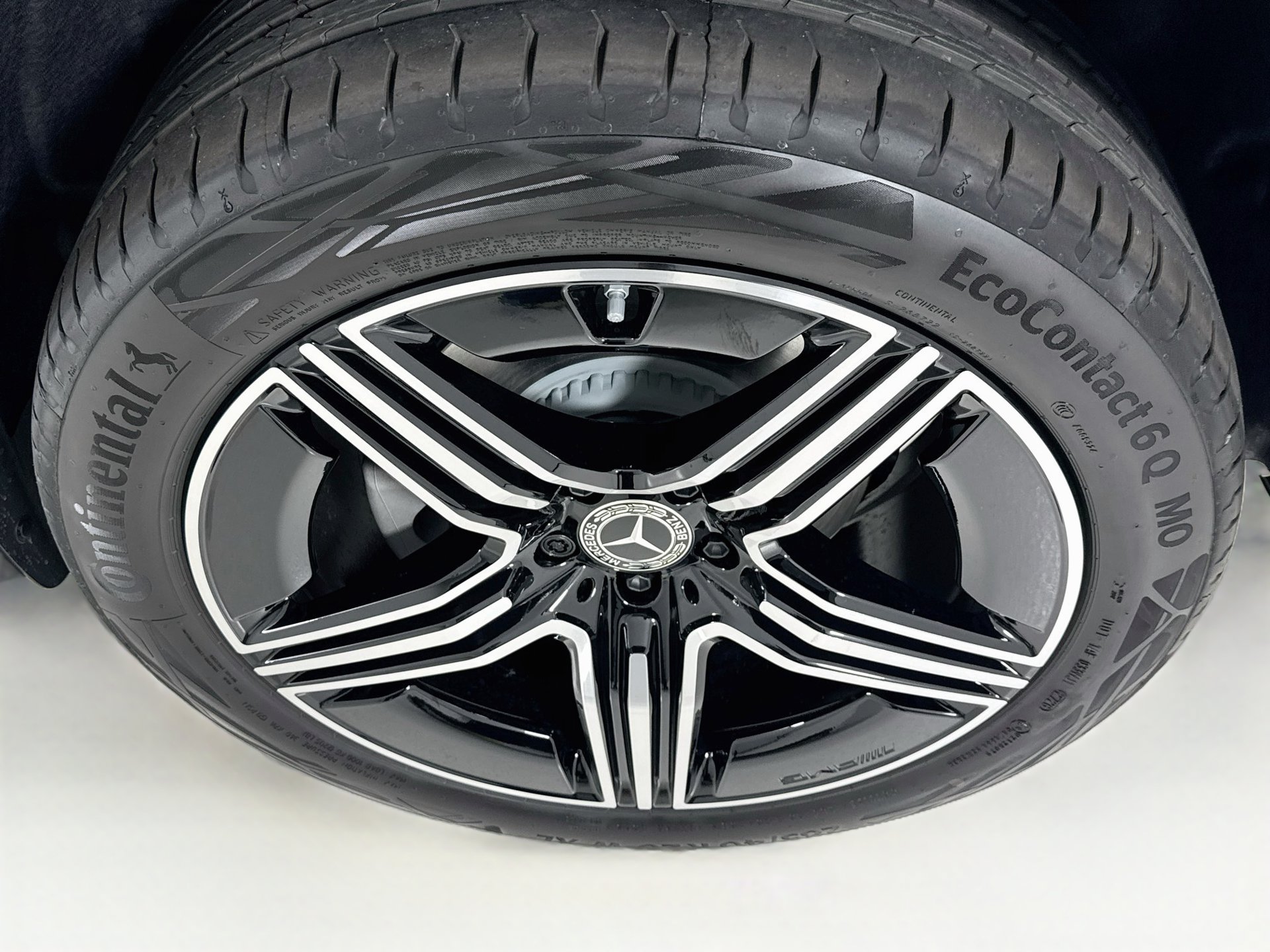 New 2027 Mercedes-Benz GLC 300 4MATIC image 33