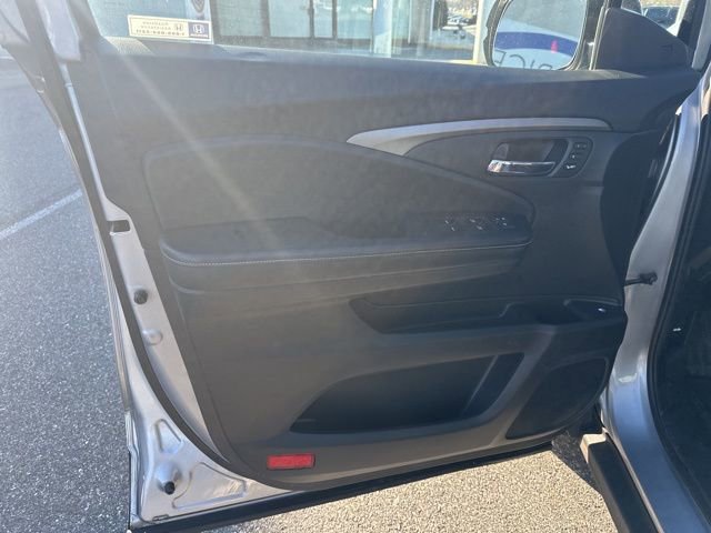 Used 2021 Honda Ridgeline RTL image 18