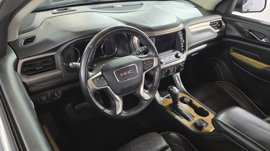 Used 2018 GMC Acadia Denali w/ LPO, Cargo Package image 9