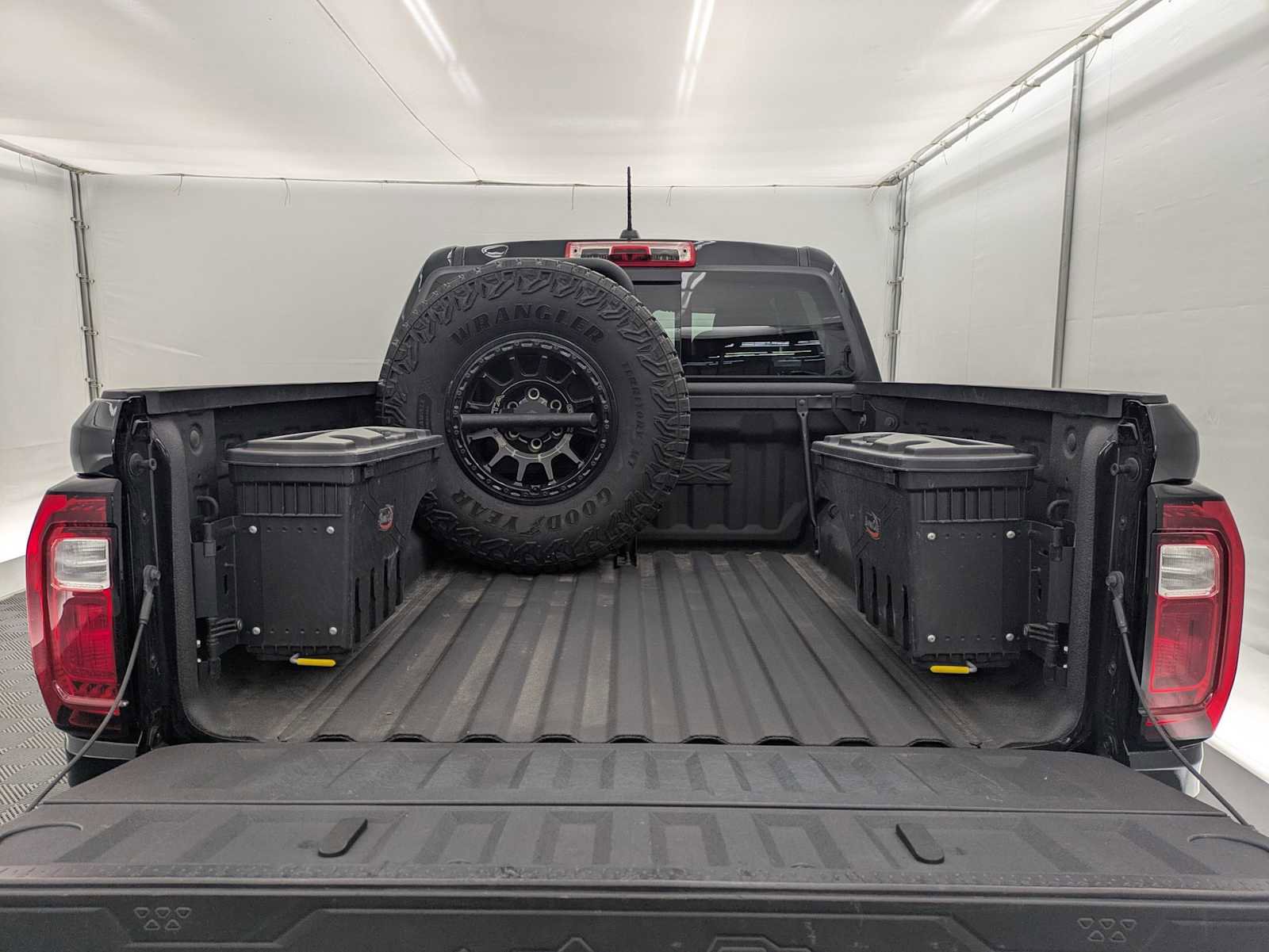 Used 2024 GMC Canyon AT4X w/ AT4X AEV Edition AWD/4WD image 33