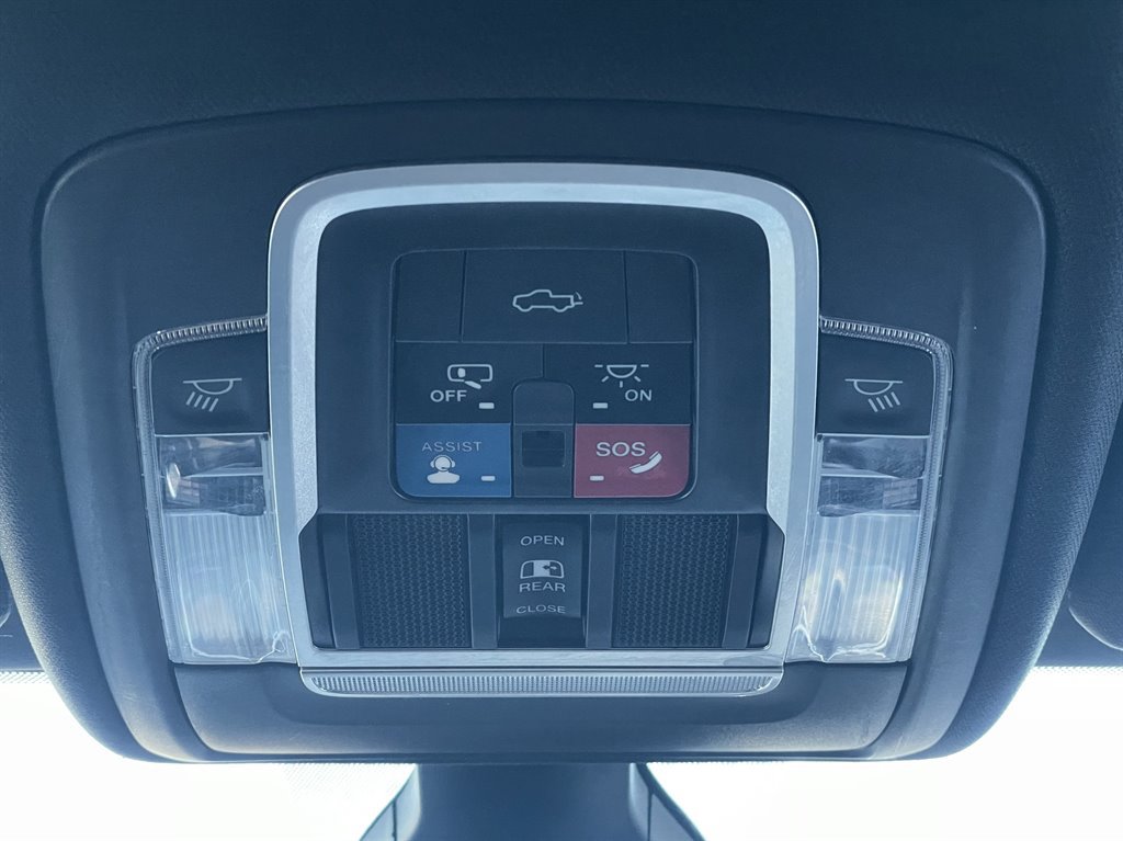 Used 2021 RAM 2500 Laramie w/ Night Edition AWD/4WD image 33