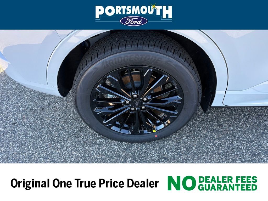 New 2026 Ford Escape ST-Line Elite w/ Equipment Group 501A image 25