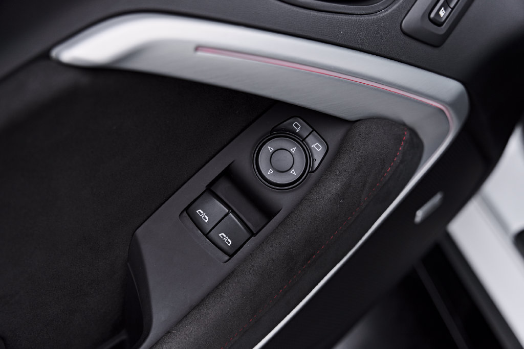 Used 2021 Chevrolet Camaro ZL1 RWD image 43