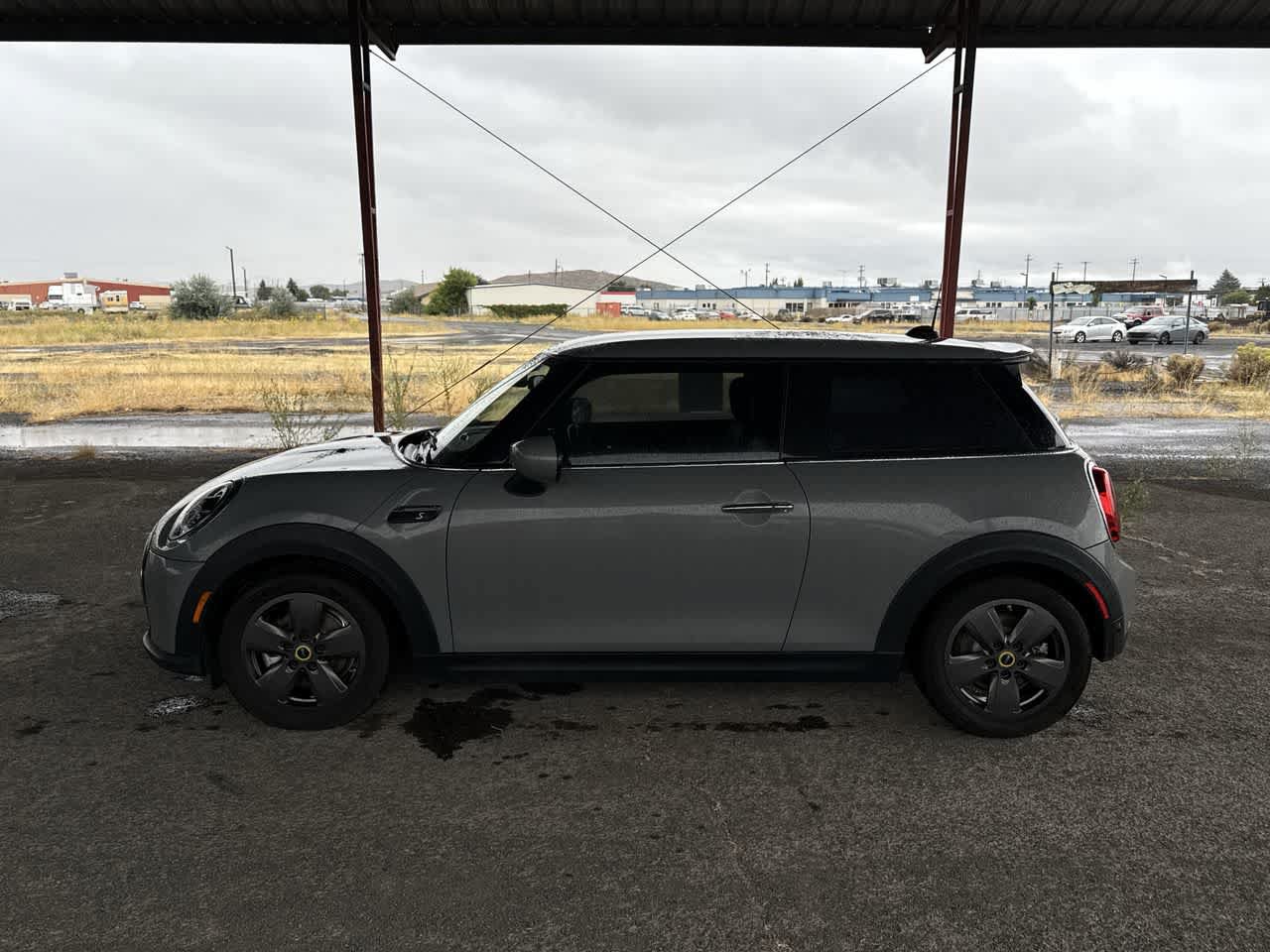 Used 2022 MINI Cooper SE FWD image 3