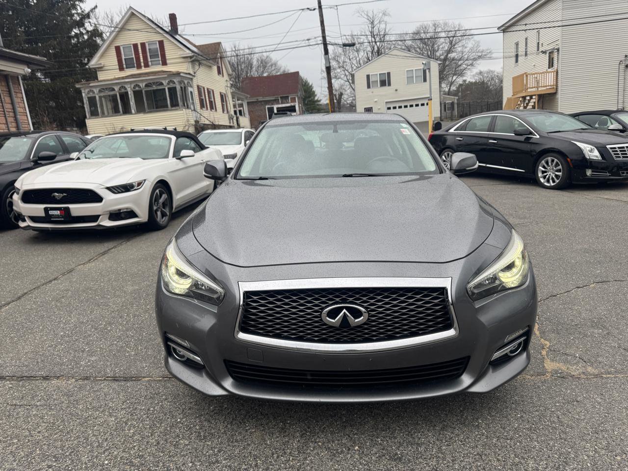 Used 2016 INFINITI Q50 Premium RWD image 3