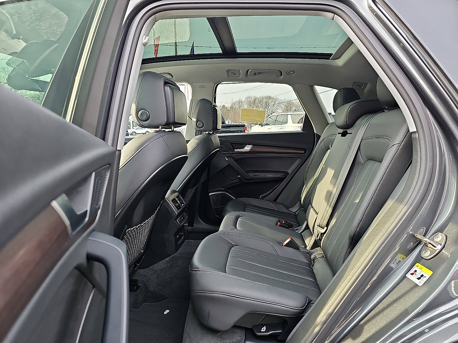 Used 2022 Audi Q5 2.0T Premium Plus w/ Premium Plus Package image 10