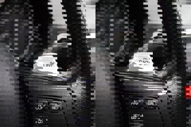 Used 2014 MAZDA MX-5 Miata Grand Touring w/ Premium Package image 17