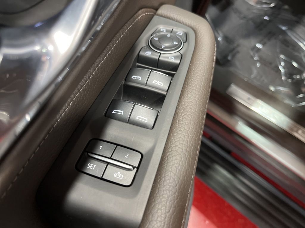 Certified 2024 GMC Yukon XL Denali w/ Denali Reserve Package image 22