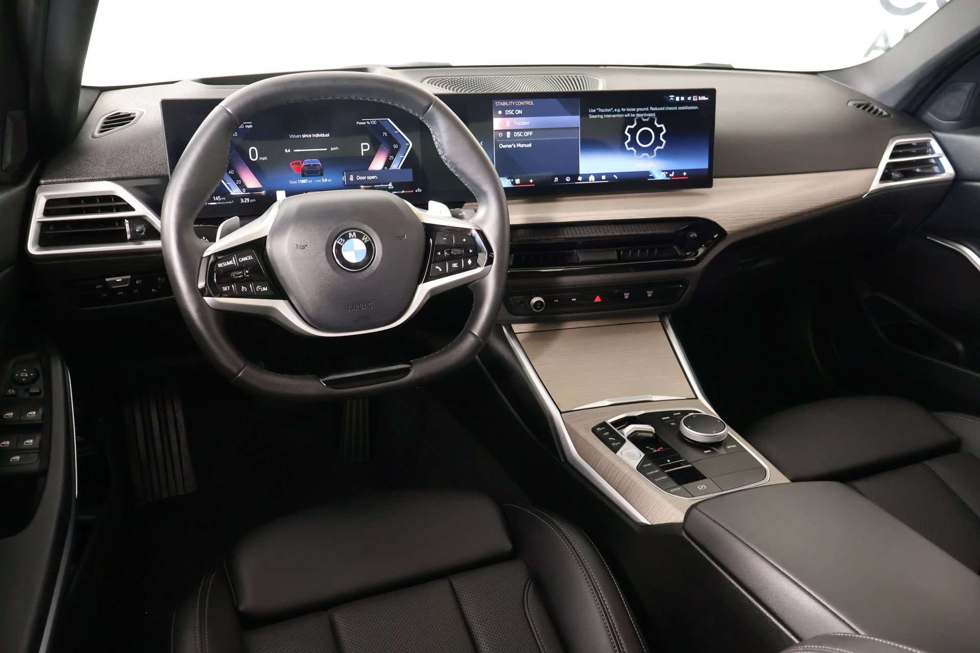 Used 2025 BMW 330i Sedan RWD image 2