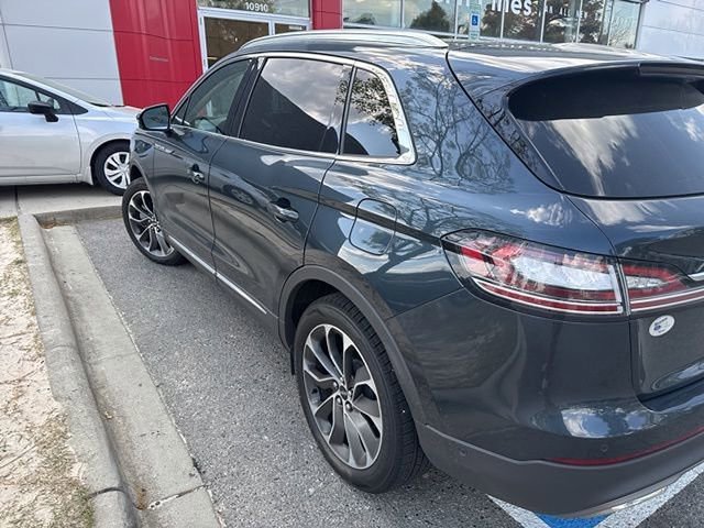 Used 2021 Lincoln Nautilus Reserve w/ Equipment Group 201A image 5